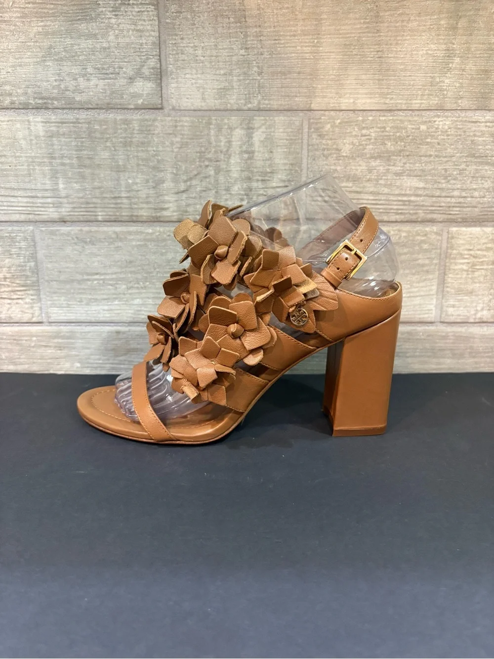 Tory Burch tory burch